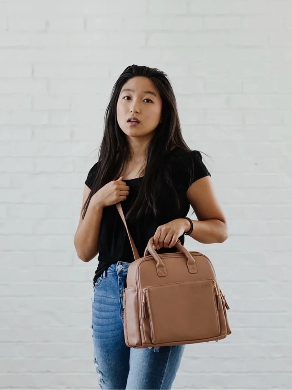 Ayla & Co Women's Tan Leather Top-Handle Crossbody Bag